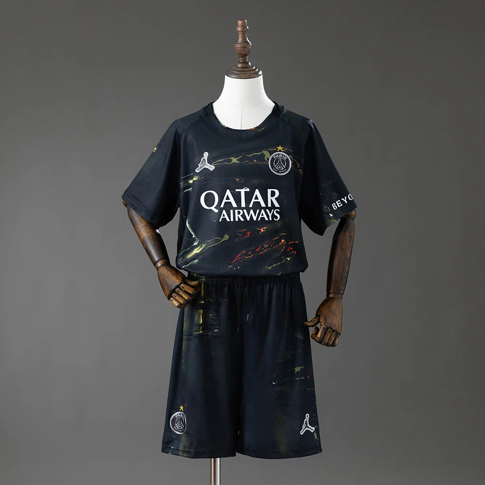 MAILLOT ENFANT ET SHORT PSG NIGHT ÉDITION 2025/2026